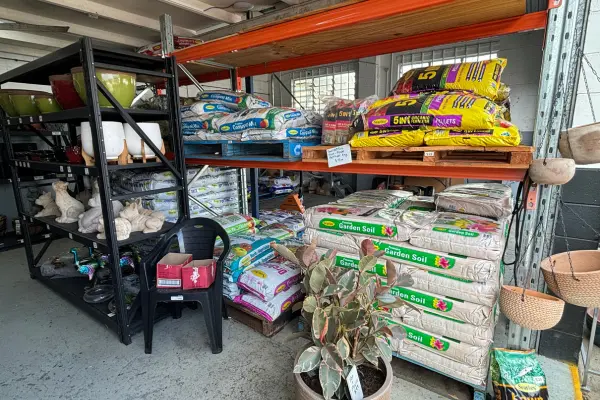 fertilisers and potting mixes